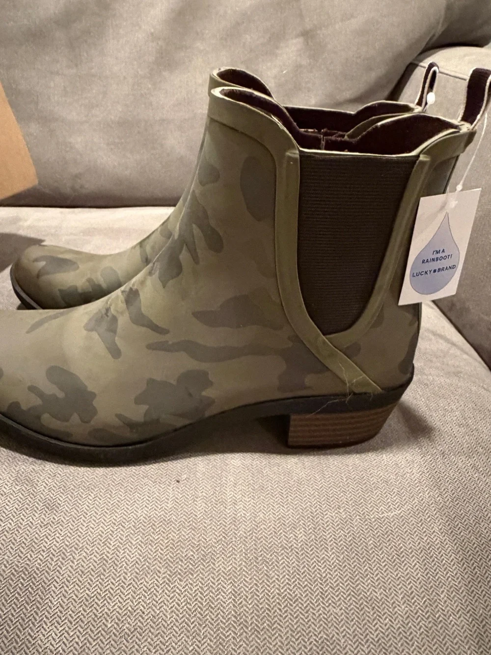 Lucky Brand camo Rain Boots w/Shoe Box